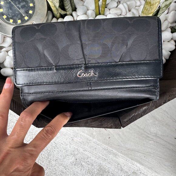 Coach Soho pleated signature Leather trifold Black and Gray check Wallet - Picture 8 of 10
